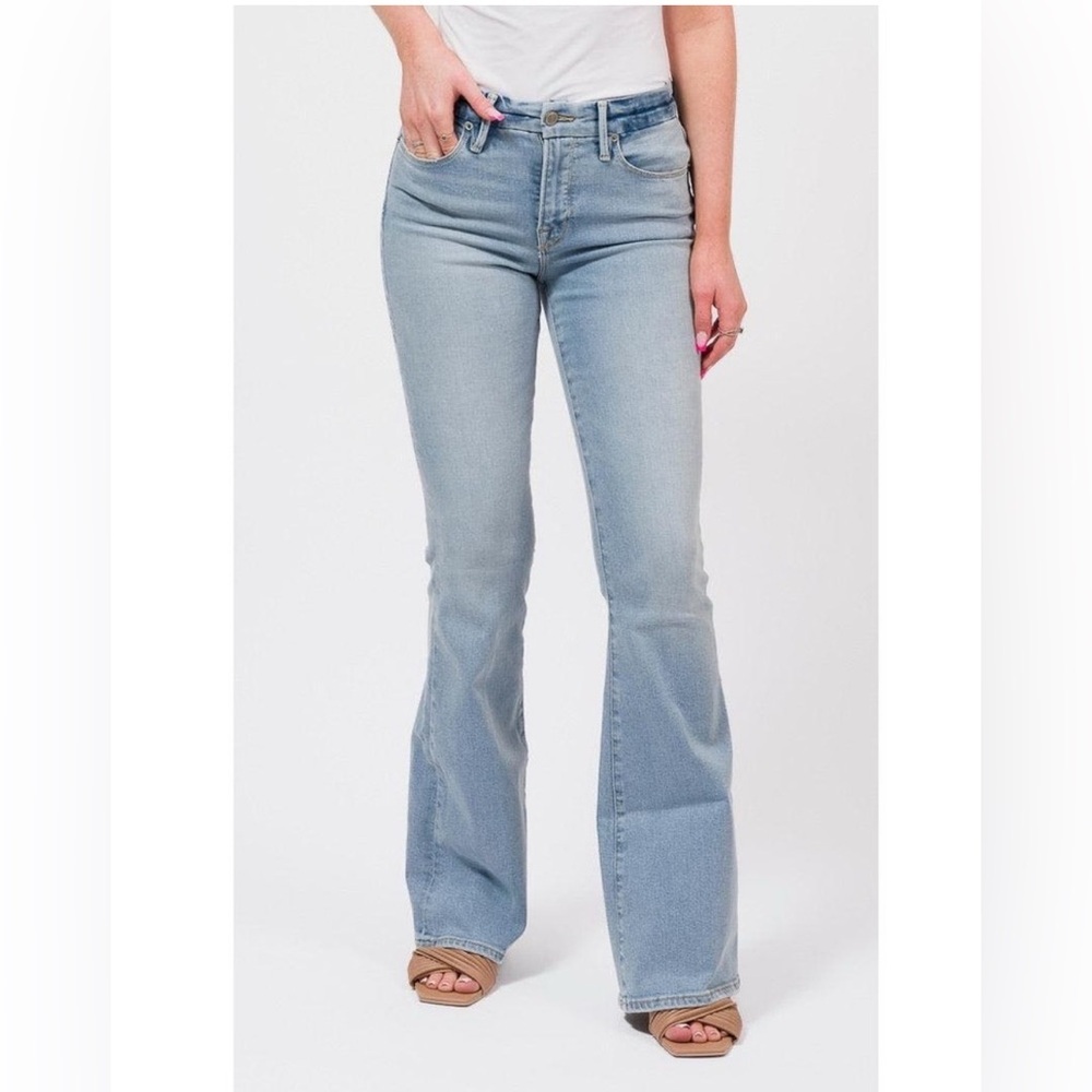 Good American Good Legs Flare Jeans Indigo 390 Classy Flattering Closet Staple